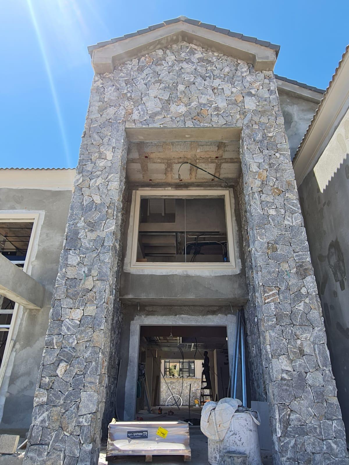 חיפויי אבן פראית איטלקית